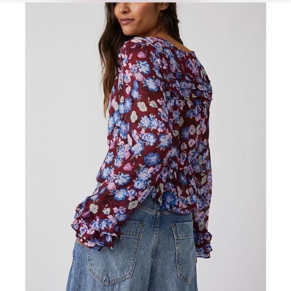💐✨ Free People Floral‎ Ruffle Tie Front Blouse Maroon Blue XS ✨💐 - Picture 2 of 6